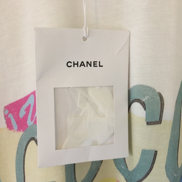 CHANEL T- Coco Viva Cuba Libre Runway 2017 NWT - Picture 6 of 8